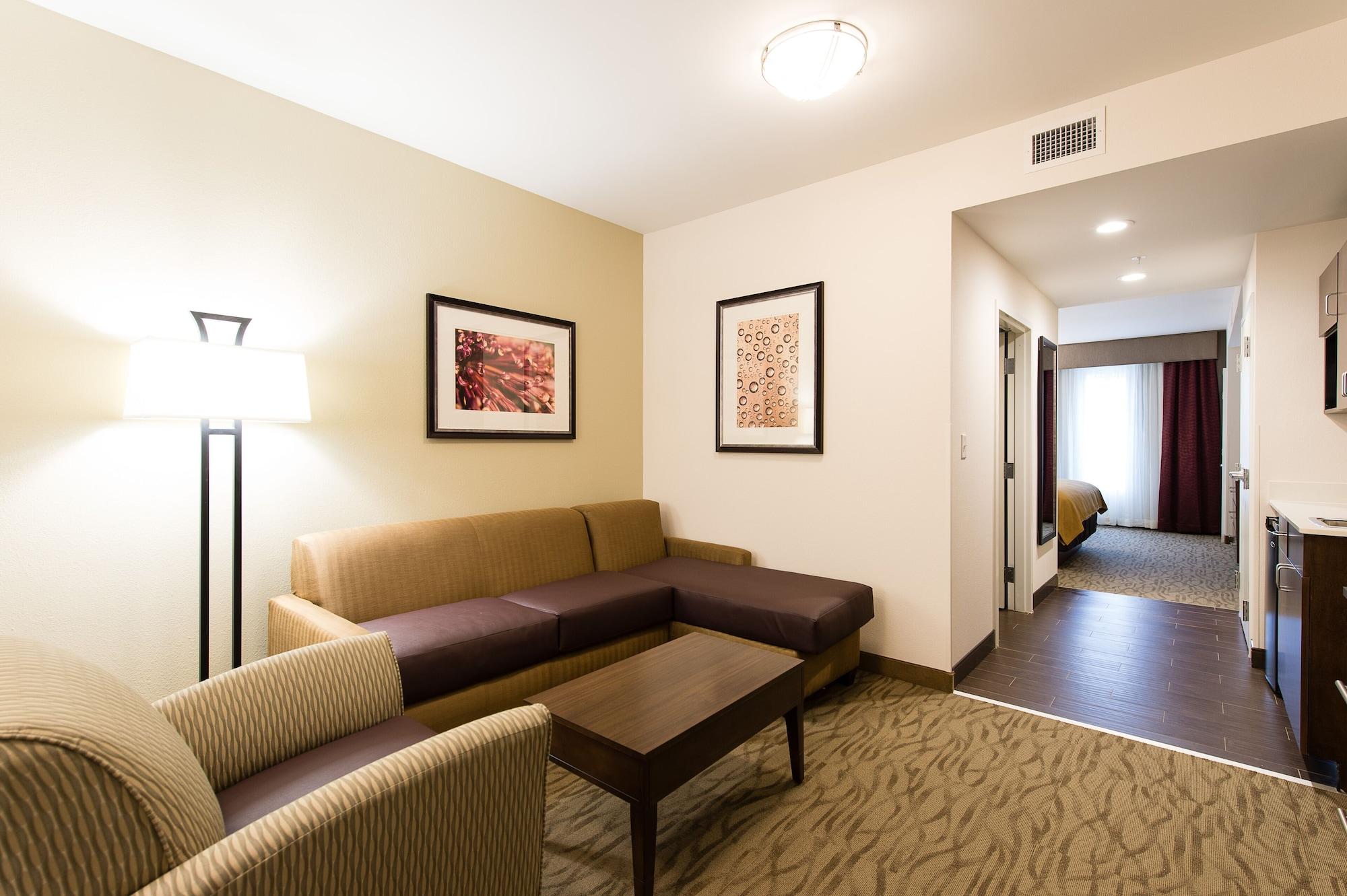 Holiday Inn Express & Suites Aiken By Ihg Exterior foto