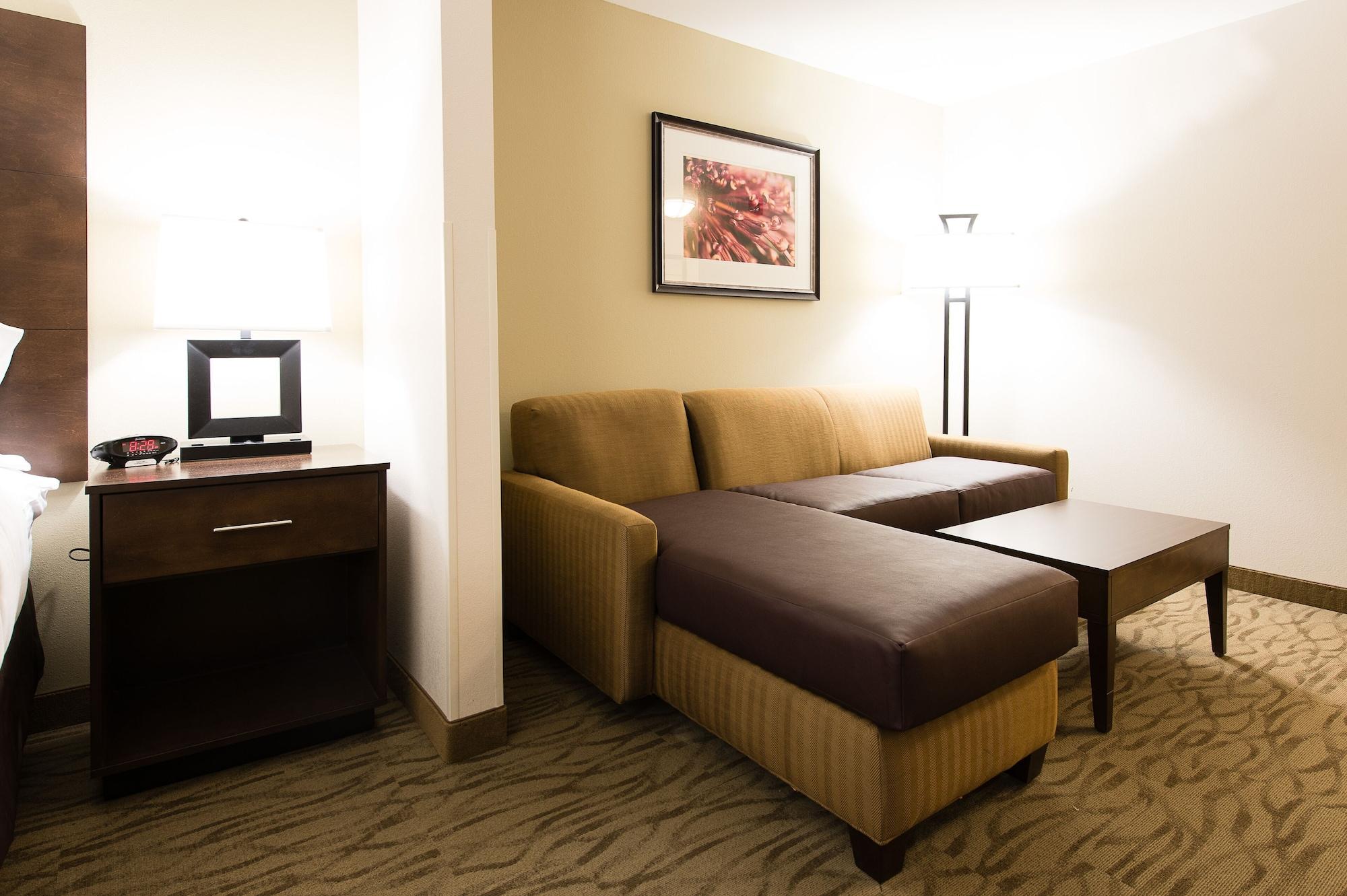 Holiday Inn Express & Suites Aiken By Ihg Exterior foto