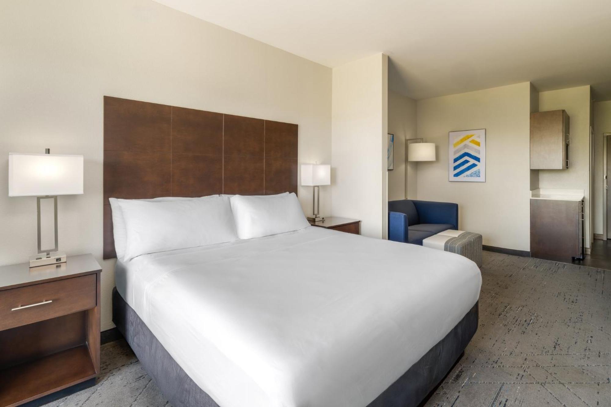 Holiday Inn Express & Suites Aiken By Ihg Exterior foto